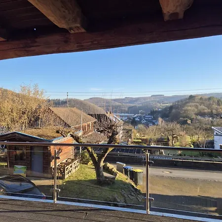 Rursee Eifel-chalet Mit Seeblick Und Wellnessbereich 度假居 *