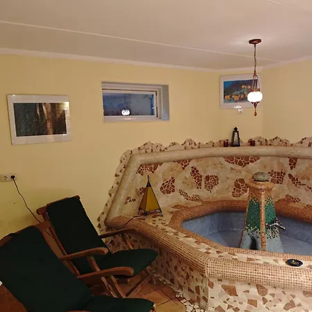 Rursee Eifel-chalet Mit Seeblick Und Wellnessbereich