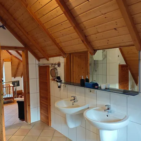 Rursee Eifel-chalet Mit Seeblick Und Wellnessbereich 度假居 *