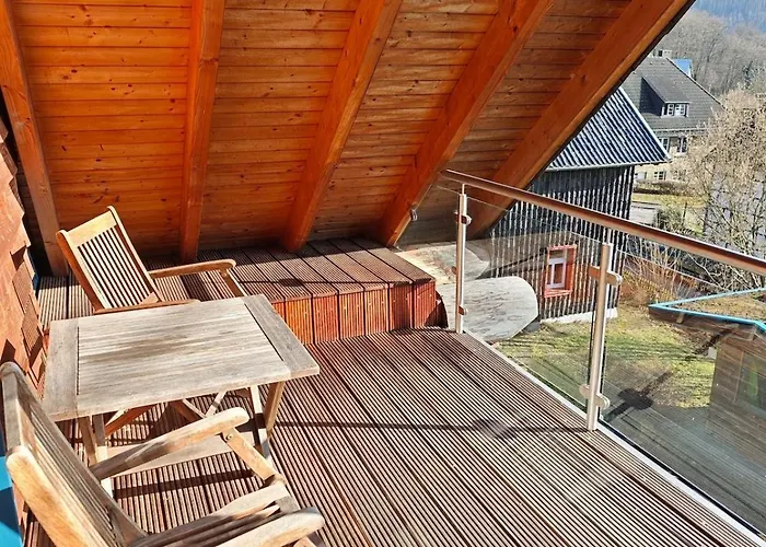 Holiday home Rursee Eifel-chalet Mit Seeblick Und Wellnessbereich Simmerath