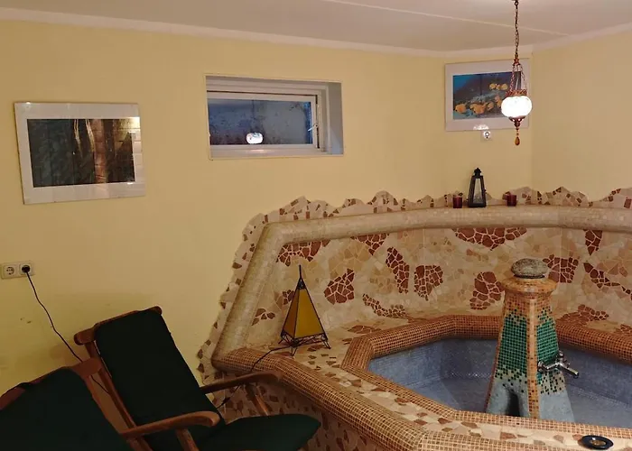 Rursee Eifel-chalet Mit Seeblick Und Wellnessbereich